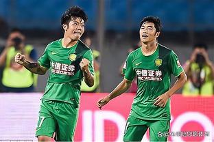 3连败！中国香港进1球丢7球0分垫底出局，时隔56年亚洲杯破门